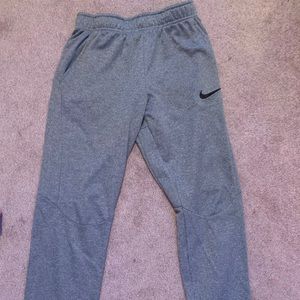 boys nike sweatpants